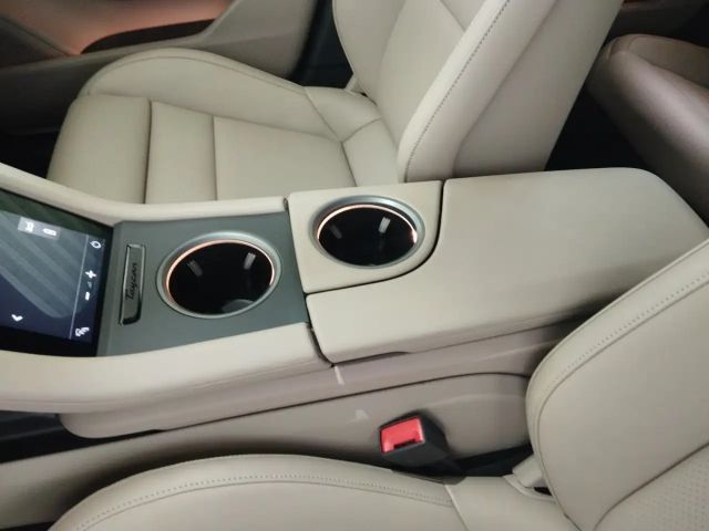 Porsche Taycan 4 Cross Turismo