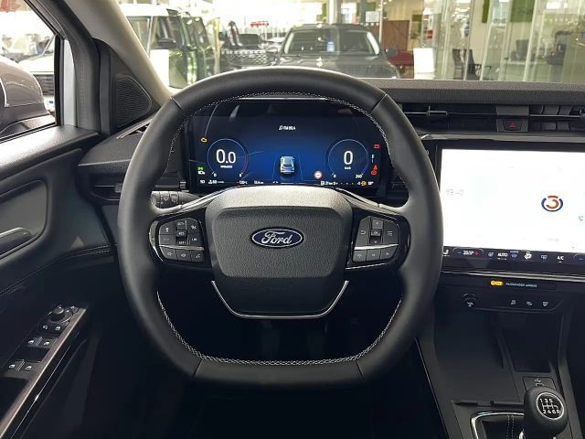 Ford Puma EcoBoost Titanium