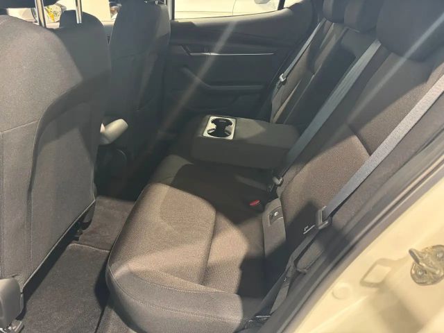 Mazda 3 Autom. Navigation/Head-Up Display/LED/PDC/ACC