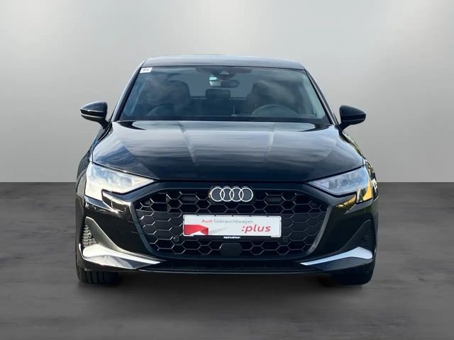 Audi A3 30 TDI Sedan