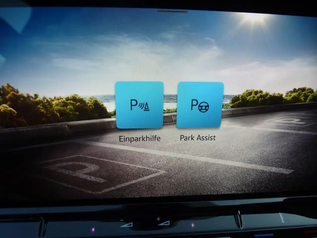 Volkswagen Golf Life Variant