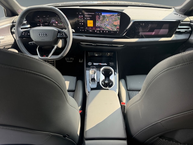 Audi A6 Avant Quattro S-Tronic