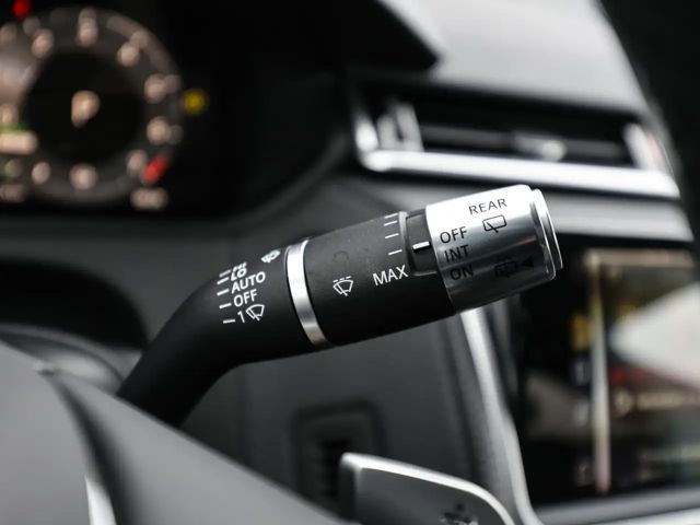 Land Rover Range Rover Velar P400e