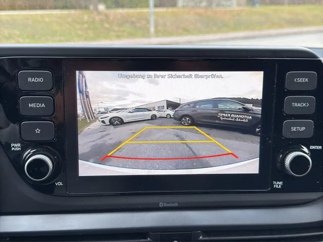 Hyundai i20 *** i-LINE PLUS *** noch ein 4 ZYLINDER MOTOR ***