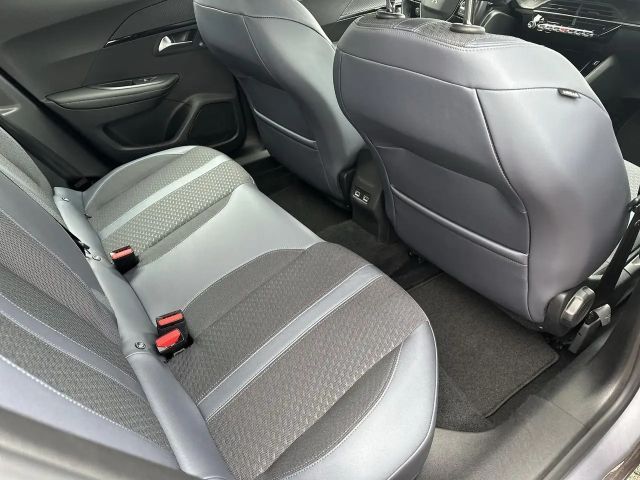 Peugeot E-2008 Allure Pack