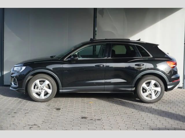 Audi Q3 35 TFSI S-Tronic