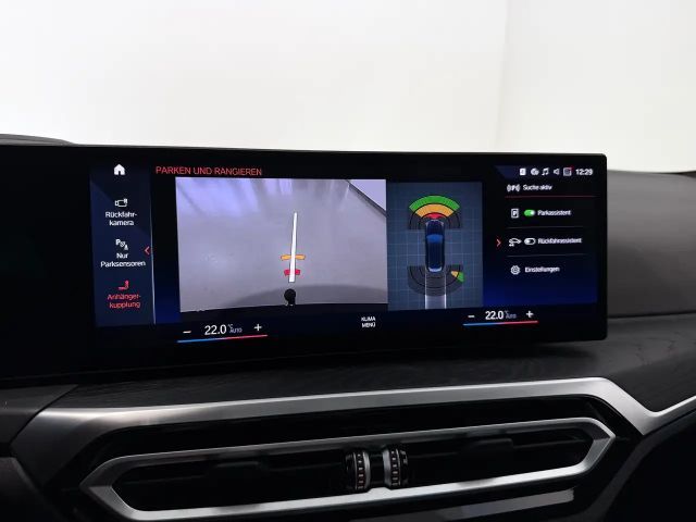 BMW 330 330e M-Sport xDrive