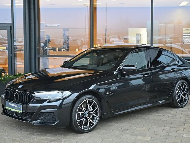 BMW 530 530e M-Sport Sedan xDrive
