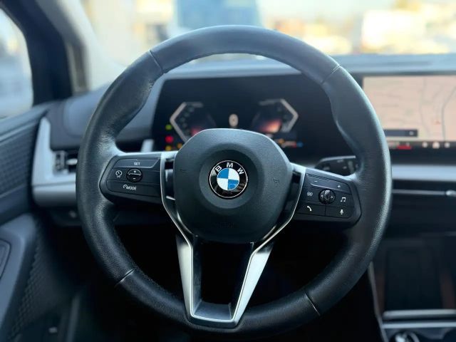 BMW 218 LENKRADHZ KAMERA LED