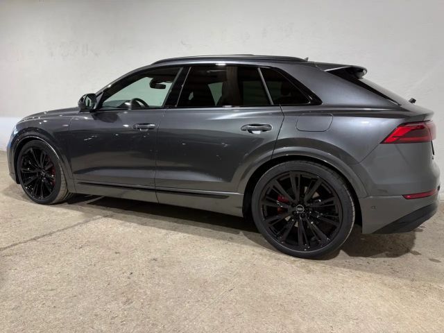 Audi Q8 55 TFSI Hybride Quattro