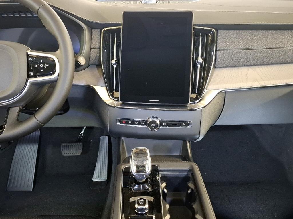 Volvo XC90 Dark Recharge Ultra