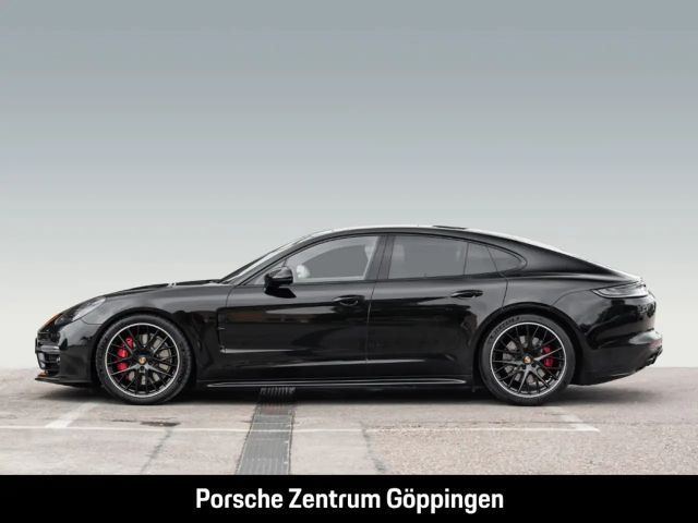 Porsche Panamera GTS