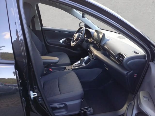 Toyota Yaris Business Hybride