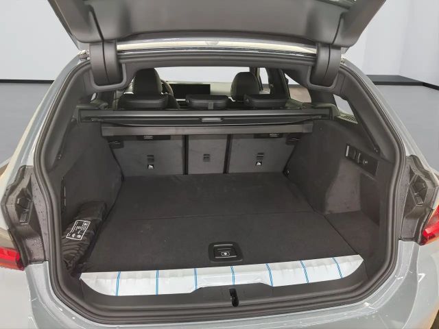 BMW 330 330e Touring xDrive