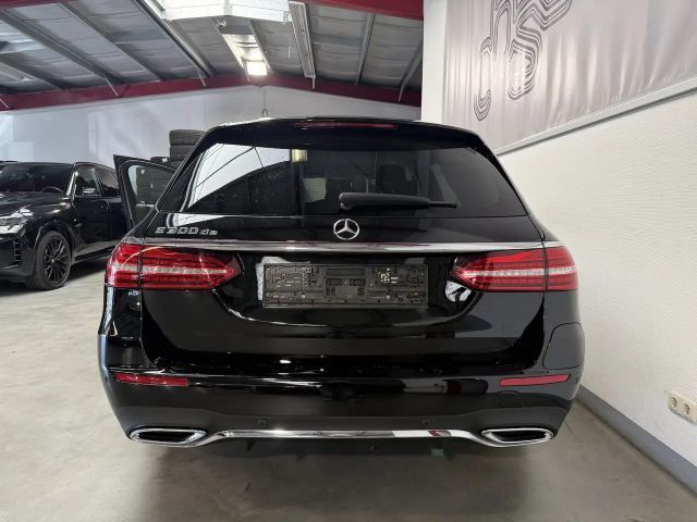 Mercedes-Benz E 300 AMG Line E 300 de