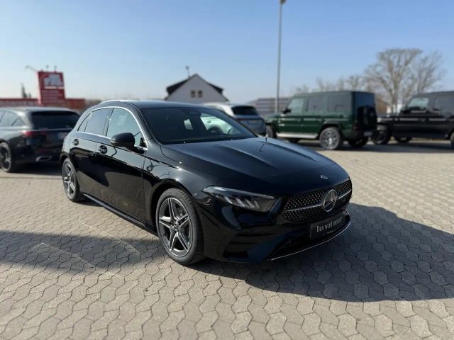 Mercedes-Benz A 180 AMG Line