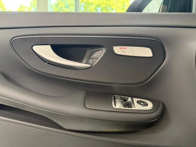 Mercedes-Benz V 220 Limousine Lang V 220 d