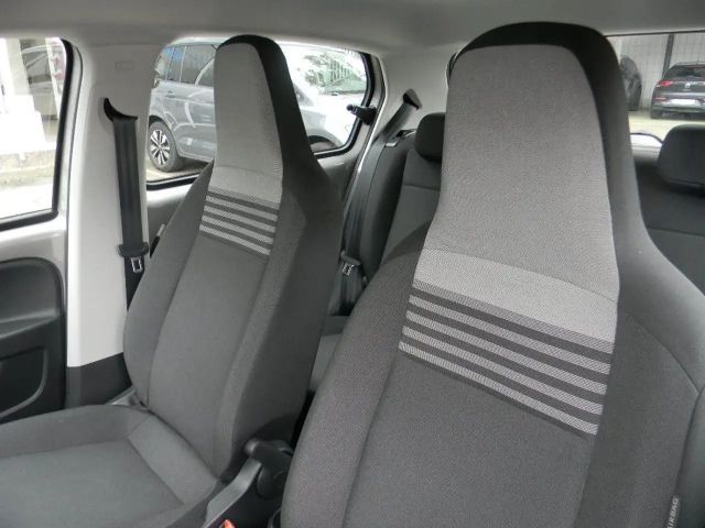 Volkswagen up! Move Move up!