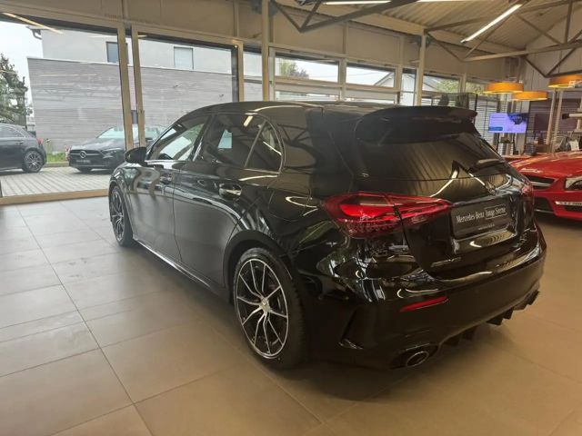 Mercedes-Benz A 35 AMG 4MATIC AMG Line