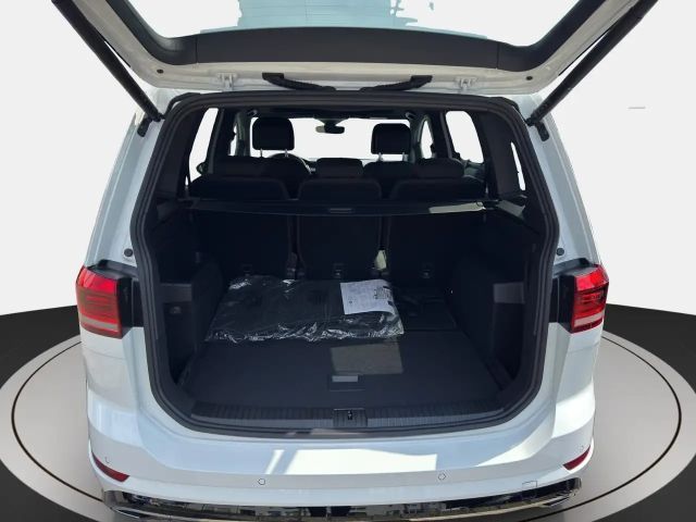 Volkswagen Touran 1.5 TSI DSG R-Line