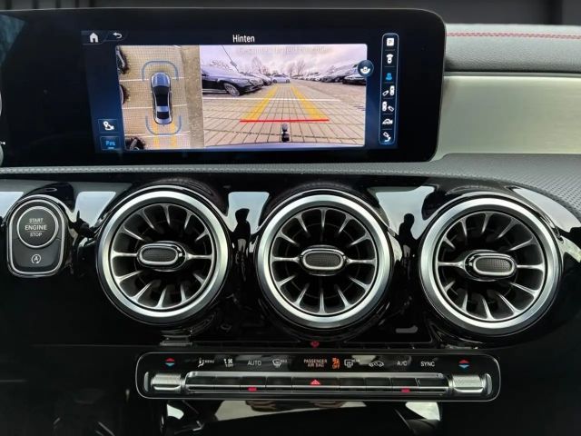 Mercedes-Benz CLA 200 AMG Line Coupé