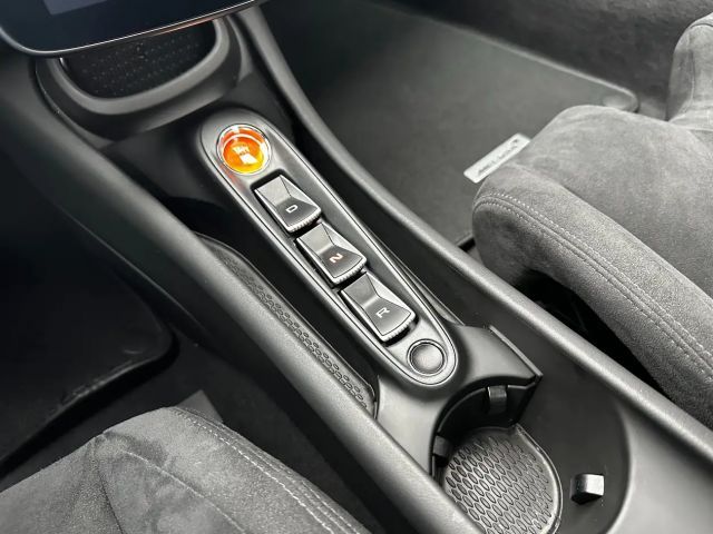 McLaren Artura Spider