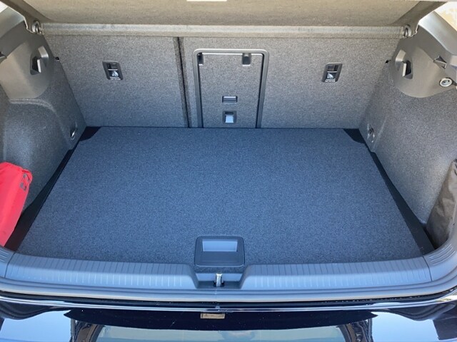 Volkswagen Golf 1.5 eTSI DSG Golf VIII