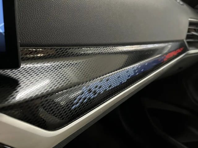 BMW 218 218i Coupé M-Sport