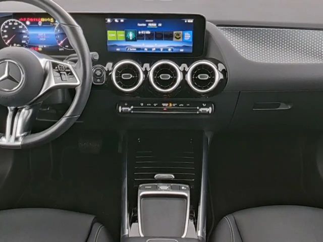 Mercedes-Benz B 200 Progressive