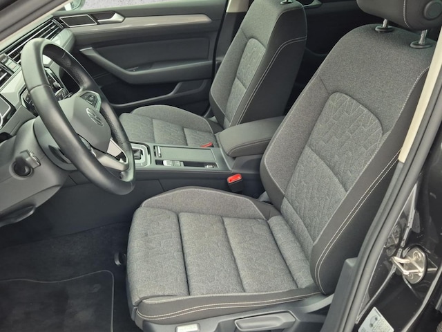 Volkswagen Passat 1.5 TSI Business DSG Variant