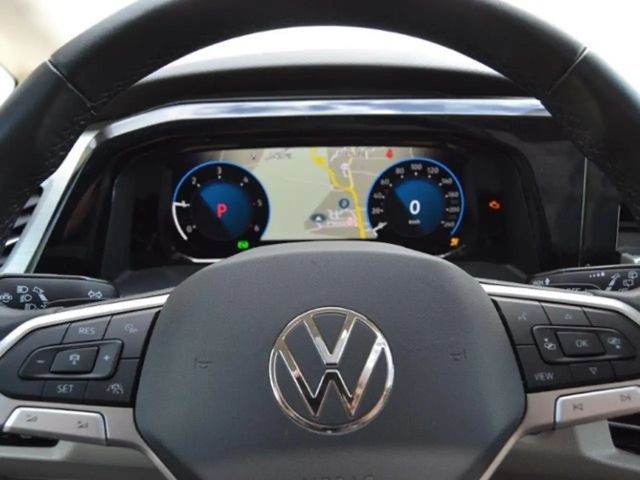 Volkswagen Multivan 2.0 TDI DSG Style T7