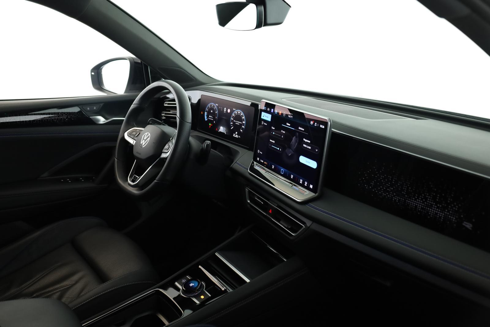 Volkswagen Tiguan 2.0 TSI DSG IQ.Drive R-Line