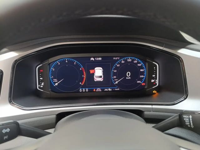 Volkswagen T-Roc Friends TSI