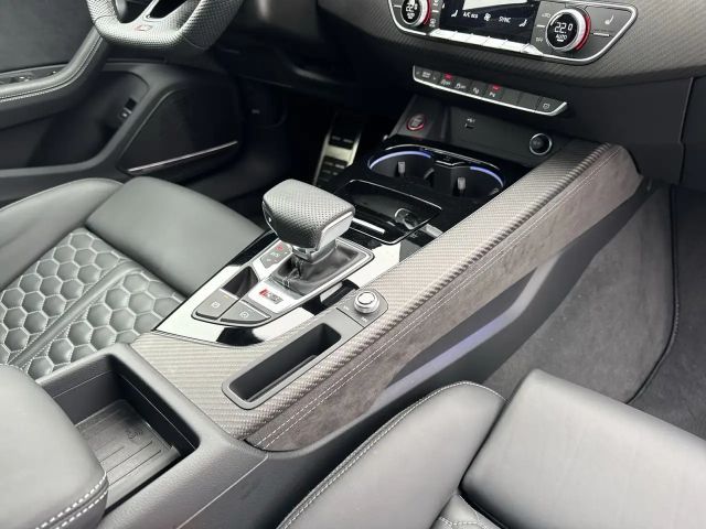 Audi RS4 Comp+/Matrix/Pano/B&O/HuD/RS-Aga/290