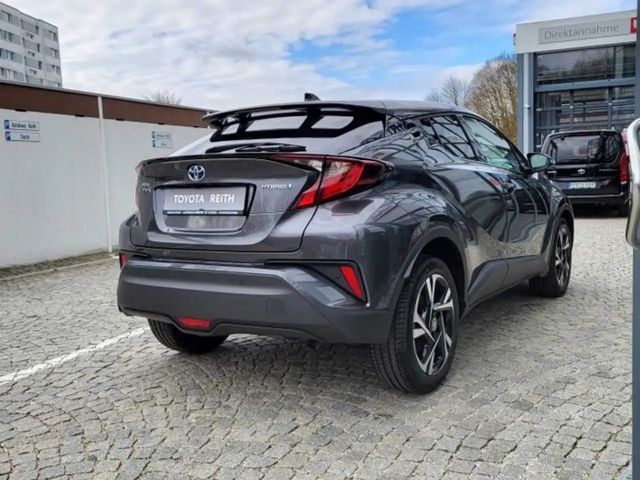 Toyota C-HR Hybride Team D