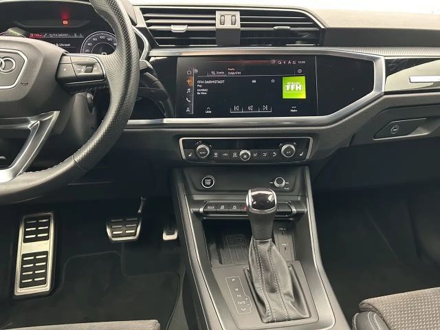 Audi Q3 40 TFSI Quattro S-Line
