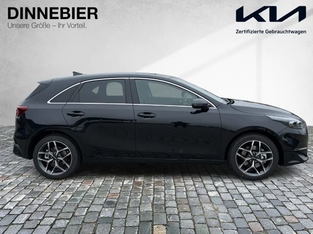 Kia Ceed CEED Ultimate Edition 1.5T LED+Kamera+Navi