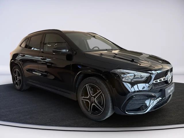 Mercedes-Benz GLA 200 4MATIC AMG Line GLA 200 d