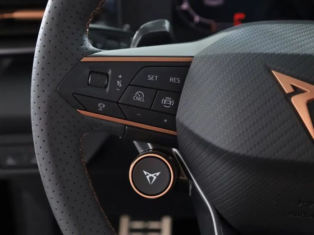 Cupra Terramar 1.5 e-Hybrid