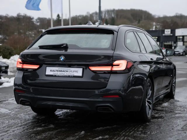 BMW 540 540d M-Sport Touring xDrive