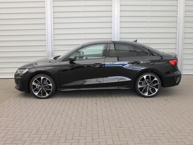 Audi A3 S-Line S-Tronic Sedan