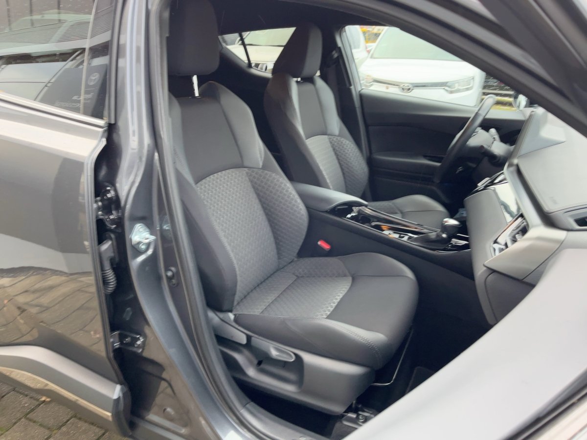 Toyota C-HR 5-deurs Basis