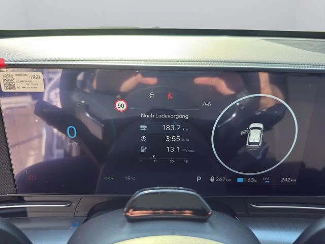 Hyundai Kona 64 kWh Electric