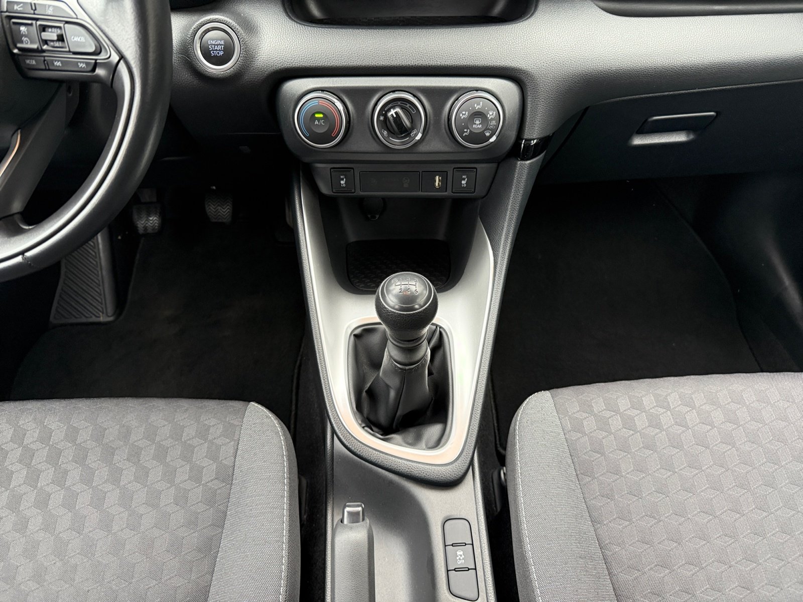 Toyota Yaris 5-deurs Basis Comfort Team D