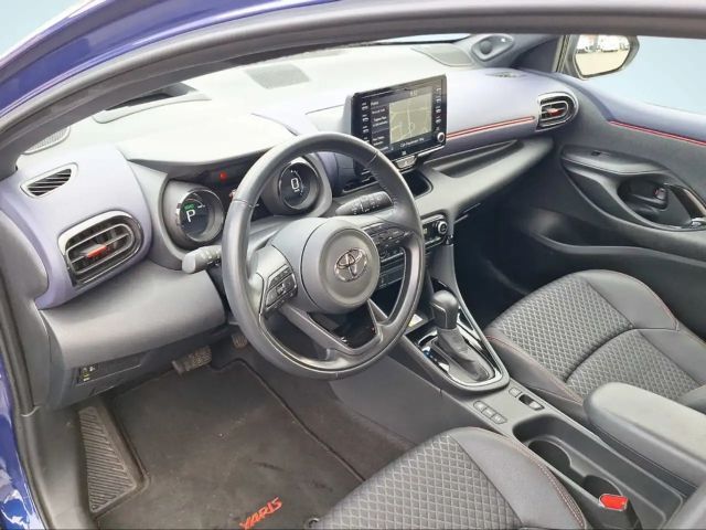 Toyota Yaris Tokyo Pop-Out 1.5 HUD Navi Soundsystem JBL LED App