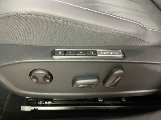 Volkswagen Golf Golf VIII