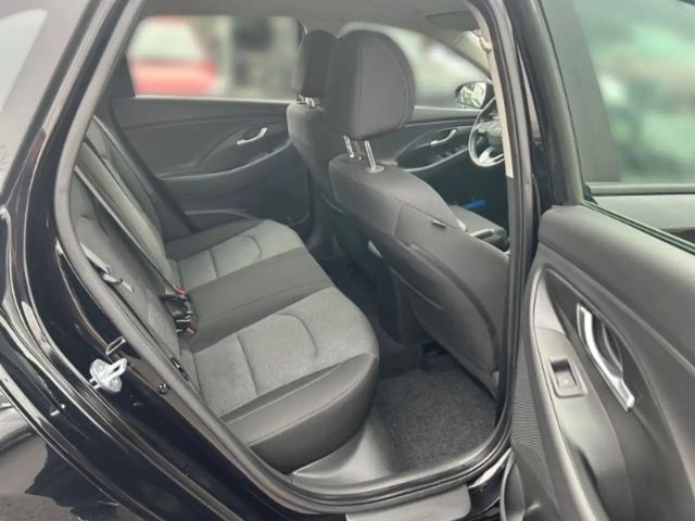 Hyundai i30 Hybrid Trend