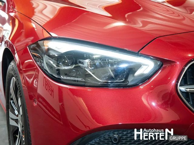 Mercedes-Benz C 180 AVANTGARDE Sedan