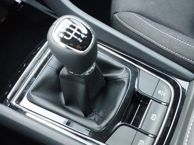 Skoda Karoq 1.5 TSI Tour