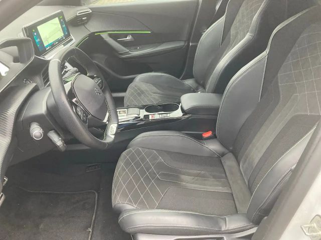 Peugeot E-2008 e- Elektromotor 136 (e-)GT e- Pack ACC+LED